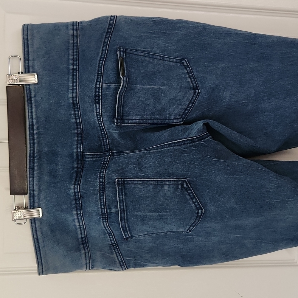 Hybrid & Company Skinny Jeans - Picture 10 of 13
